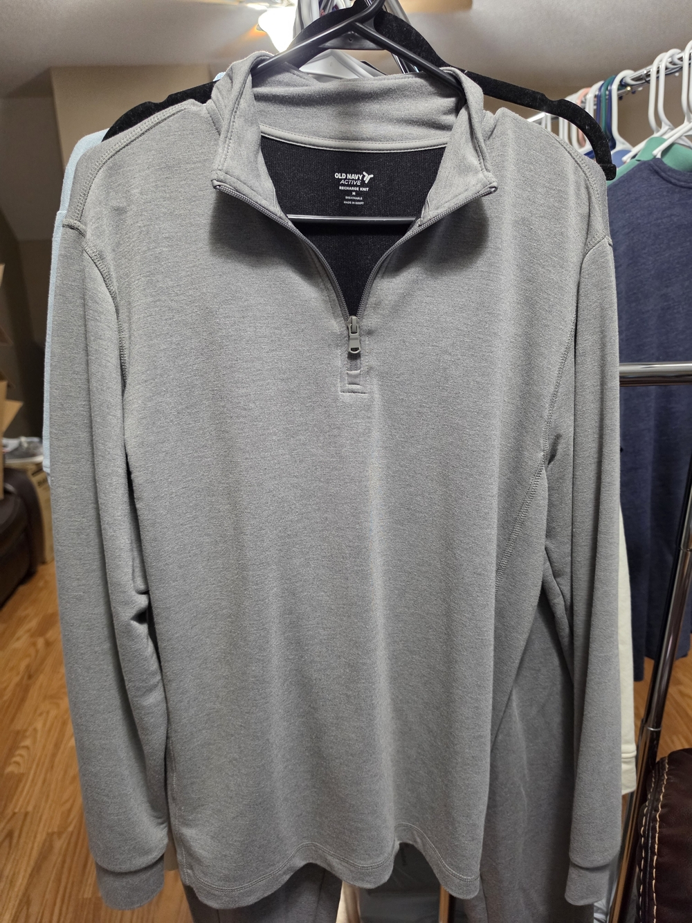 Old Navy Men's Light Gray Quarter-Zip Recharge Pullover With Matching Pants